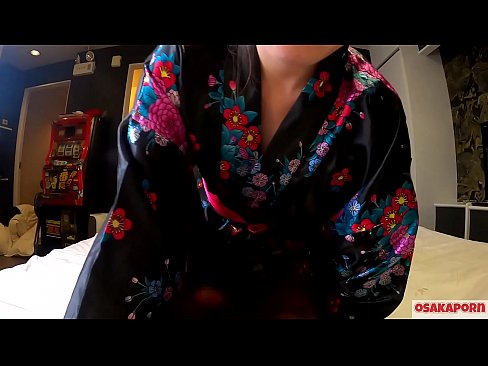 ❤️ ځوان cosplay نجلۍ په یوه آس او په یوه blowjob کې د squirt سره orgasm ته جنس خوښوي. اسيايي نجلۍ چې ويښتان لرونکې بلۍ او ښکلې سينه يې په دوديز جاپاني لباس کې په شوقيه ويډيو کې د مشت زنی ښکارندویي کوي. ساکورا 3 اوساکاپورن. ❤️  ❌❤